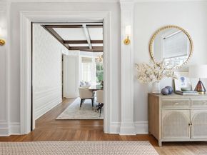 50 South Drive, Manhasset NY 11030