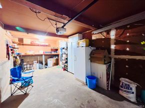 10 Kings Park Road, Commack NY 11725