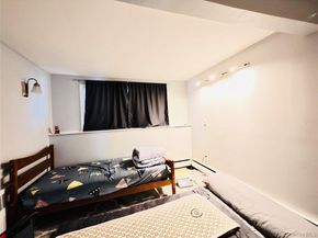 10 Kings Park Road, Commack NY 11725