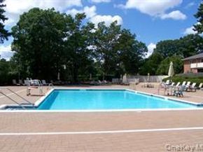 6 Glen Hollow Drive A33, Holtsville NY 11742