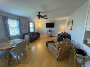 43 Brushy Neck Lane 10, Westhampton NY 11977