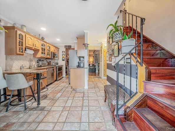 35 Jeremy Circle, Nesconset NY 11767