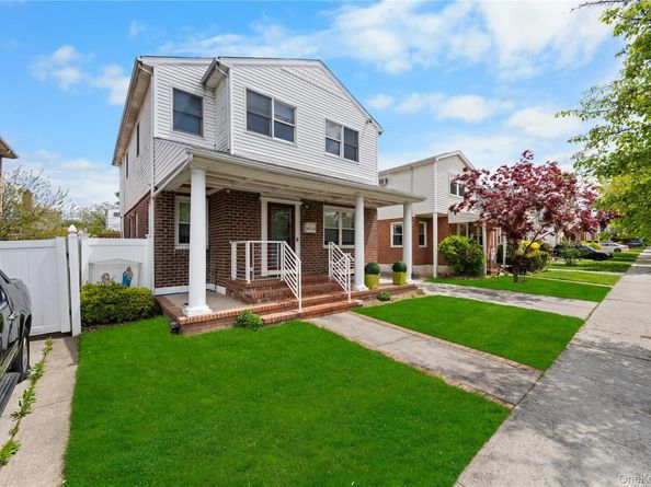 8015 250th Street, Bellerose NY 11426