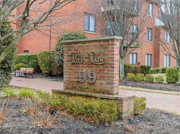 99 S Park Avenue 28, Rockville Centre NY 11570