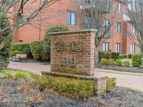 99 S Park Avenue 28, Rockville Centre NY 11570