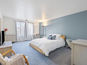 99 S Park Avenue 28, Rockville Centre NY 11570