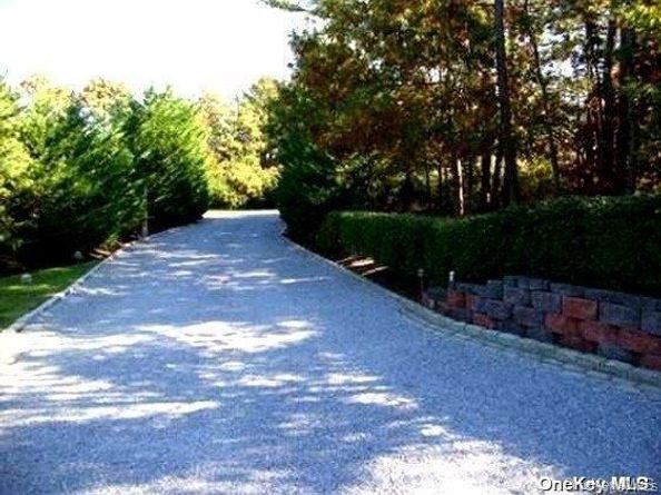 9 Kate Court, East Quogue NY 11942