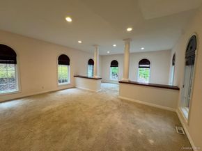 9 Kate Court, East Quogue NY 11942