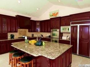 9 Kate Court, East Quogue NY 11942