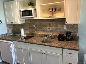 2136 Montauk 120, Amagansett NY 11930