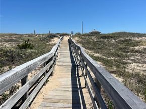 2136 Montauk 120, Amagansett NY 11930