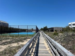 2136 Montauk 120, Amagansett NY 11930