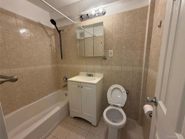83-30 Vietor Avenue 312, Elmhurst NY 11373