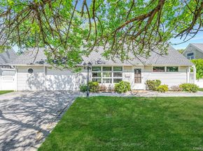6 Arizona Avenue, Syosset NY 11791
