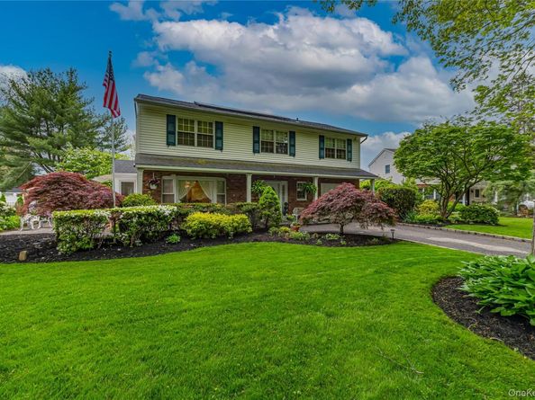 32 Dressler Road, Greenlawn NY 11740
