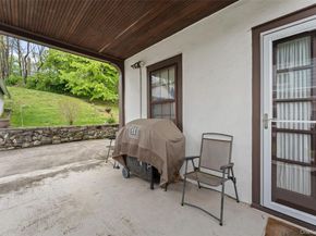 31 Lynton Place, White Plains NY 10606