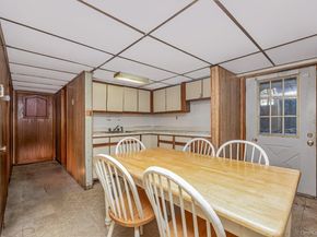 384 S 11th Street, Lindenhurst NY 11757