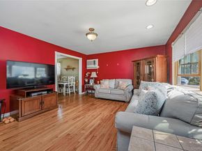 384 S 11th Street, Lindenhurst NY 11757