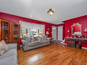 384 S 11th Street, Lindenhurst NY 11757