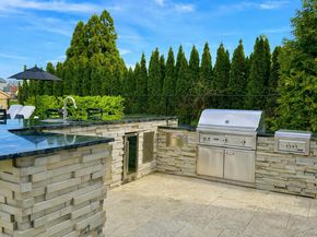 31 Shoal Drive, West Islip NY 11795