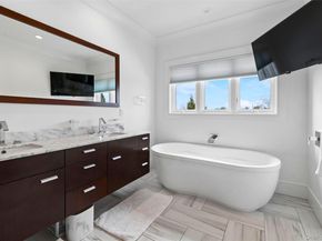 31 Shoal Drive, West Islip NY 11795