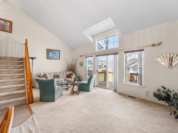 1 Spruce Lane, Central Islip NY 11722