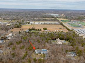 287 Dayton Avenue, Manorville NY 11949