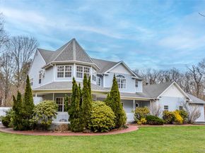 287 Dayton Avenue, Manorville NY 11949