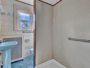 25 N Washington Avenue, Centereach NY 11720