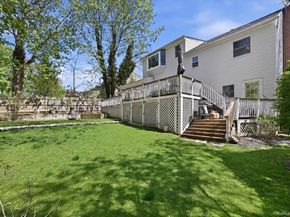 3 Layne Way, Northport NY 11768