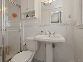 3 Layne Way, Northport NY 11768