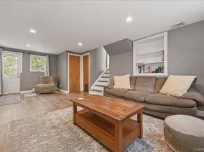 3 Layne Way, Northport NY 11768