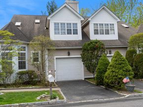23 Roundtop Road, Yonkers NY 10710