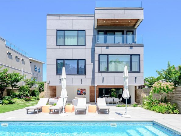 46 Nantwick Street, Lido Beach NY 11561