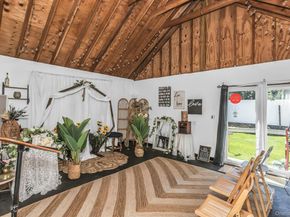 Undisclosed Address #984489, Long Beach NY 11561