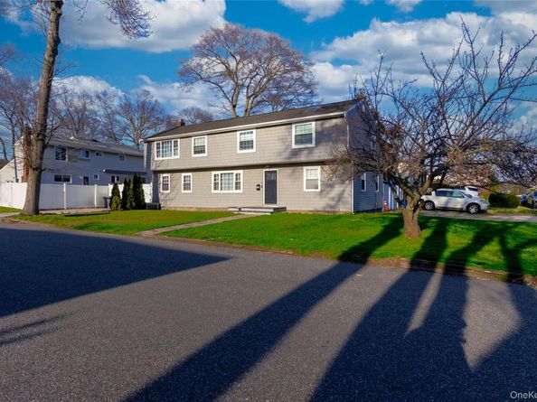 151 Cheltenham Road, West Babylon NY 11704