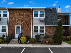 146 Millard Avenue 146, West Babylon NY 11704