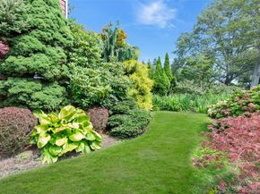 15405 Main Road, Mattituck NY 11952