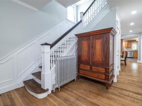 75 Lee Avenue, Rockville Centre NY 11570