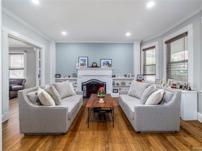 75 Lee Avenue, Rockville Centre NY 11570