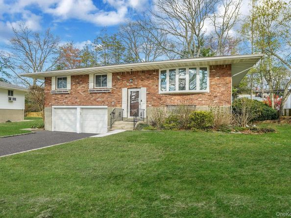 13 Bee Drive, Hauppauge NY 11788