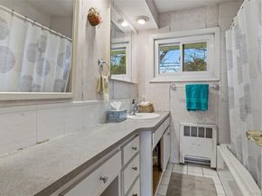 36 Seitz Drive, Bethpage NY 11714
