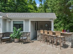3 The Brae, Woodbury NY 11797