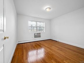 16001 Sanford Avenue, Flushing NY 11358