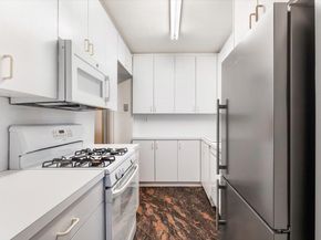 177 E Hartsdale Avenue 2Y, Hartsdale NY 10530