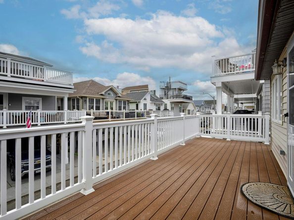 28 New Hampshire Street, Long Beach NY 11561