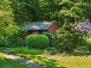 8 Elmer Galloway Road, Katonah NY 10536