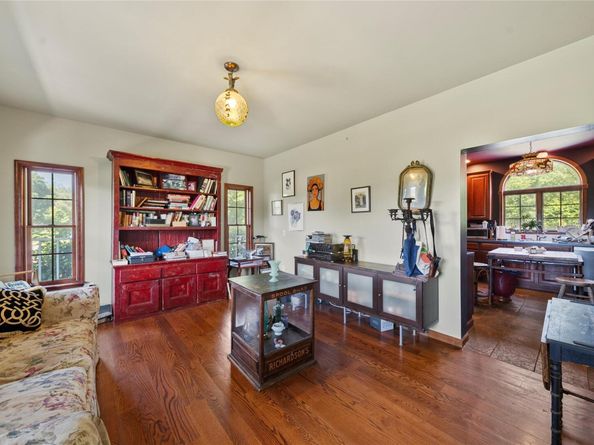 2706 Sound Avenue, Baiting Hollow NY 11933
