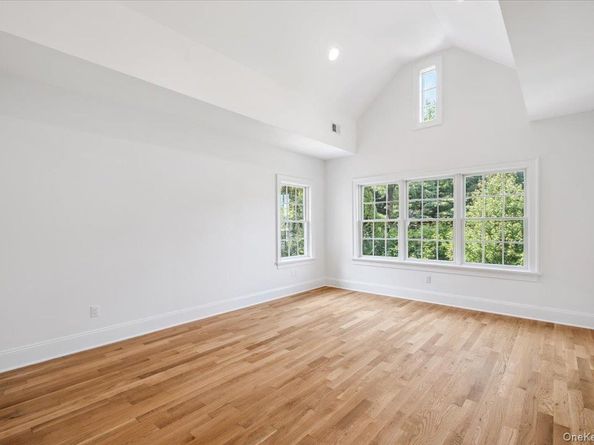 4 Locust Lane, Scarsdale NY 10583