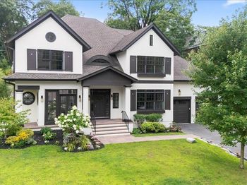 4 Locust Lane